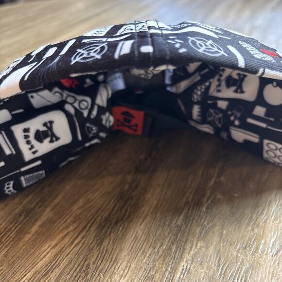 Johnny Cupcakes Baseball Five Panel Camo Hat NEW - Picture 2 of 4